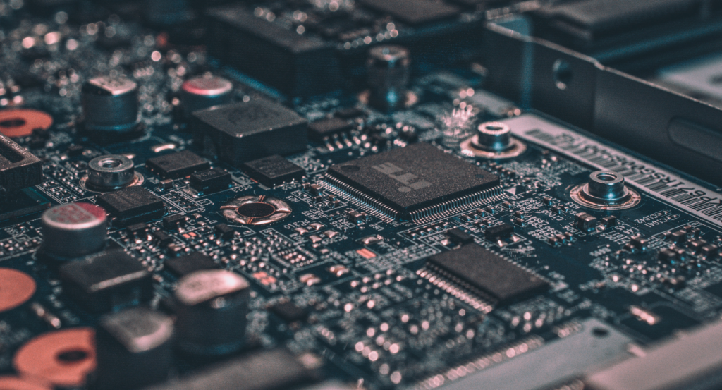 06. Hardware, Abstraction Layers, and Computing Execution Environments